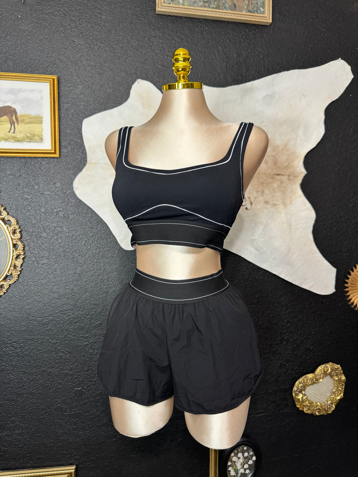 Alondra workout set